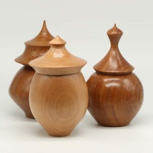 John Saffin pots with lids