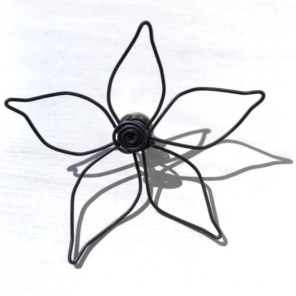 Shiny Star Wire Flower Brooch2