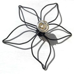 Shiny Star Wire Flower Brooch3