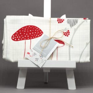 Hedgerow tea towel