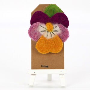 Katfish pansy brooch KFD-TBR-028